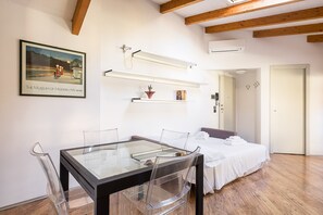In-room dining - Chez Cristina by Wonderful Italy (Bologna)