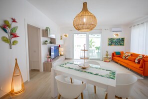 Interior - Golden Holiday Sole villa with pool (Terrasini)
