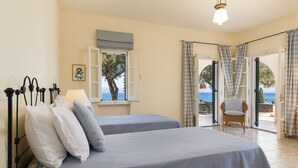 Panoramic Villa - The Gunnery House (Corfu)