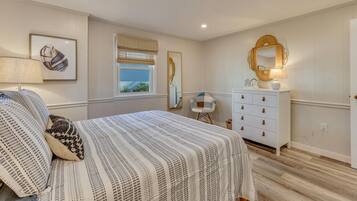 1 bedroom, travel crib, free WiFi, bed sheets