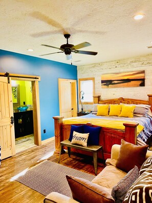 4 habitaciones, wifi gratis y ropa de cama