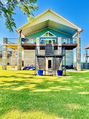 Exterior - River View & Retreat  (Crump)