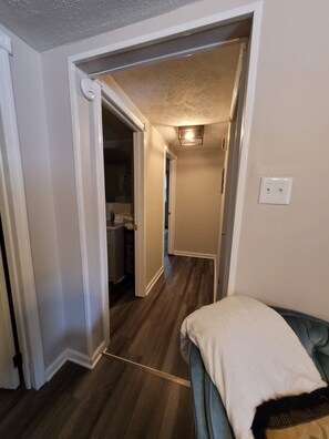 Interior - Single Level, 3 Bedroom Home In Between Harper's Ferry & Casino. (Harpers Ferry)