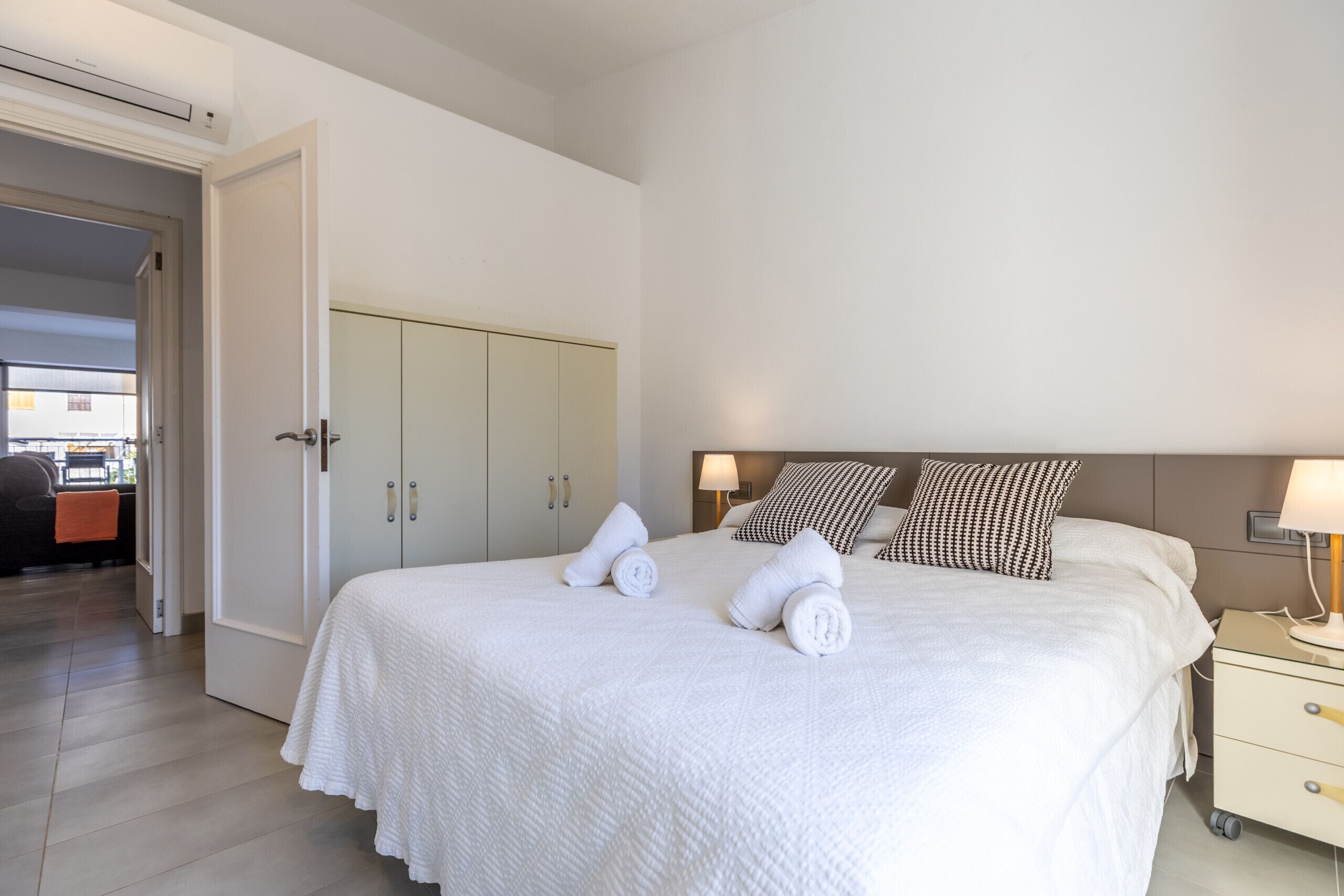 2 bedrooms, in-room safe, iron/ironing board, travel cot