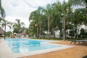 Piscina externa