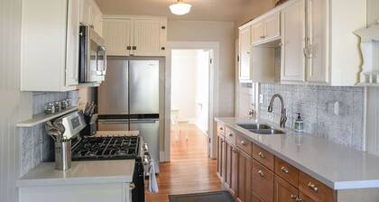 Rose House, Two walkable blocks to Historic Downtown Prescott Courthouse