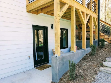 Exterior detail. Cozy Comfortable Asheville Couple's Getaway
