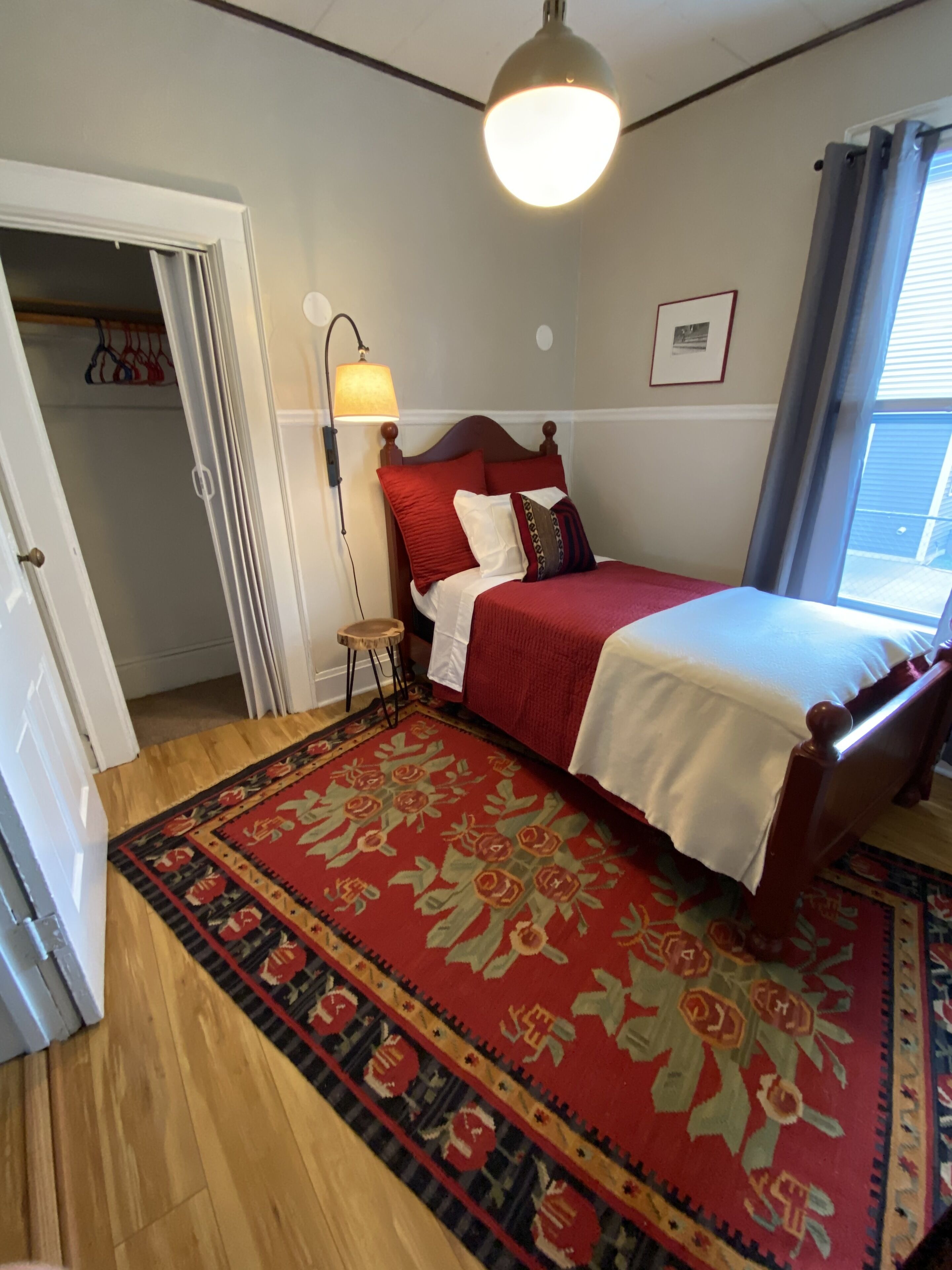 Cozy & Quaint 4 Bed Near Lambeau/Hospitals