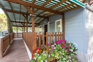 Deluxe Mobile Home, Accessible | Terrace/patio - Club Del Sole Rivaverde Easy Camping Village (Ravenna)