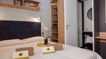 Casa móvil Deluxe | Cortinas opacas