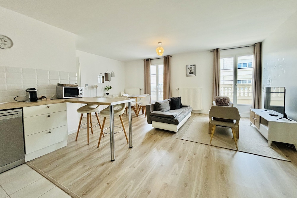 ★ Cosy Apartment Near Disneyland Paris ★