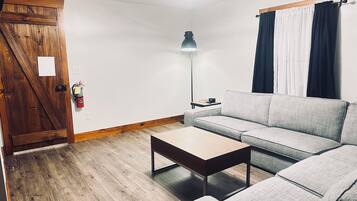 Smart TV, computer monitors