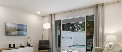 Hulu, streaming services