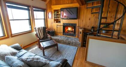 Cozy ski cabin in Canaan Valley nr ski resorts