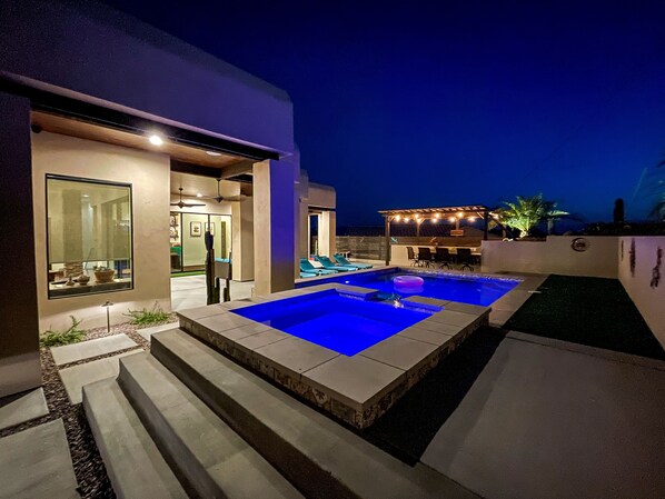 Piscine extérieure, piscine chauffée