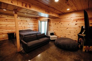Interior - Cozy cabin for up to 6 guests - Hocking Hills - Firepit -Hot Tub - Wifi (Logan)