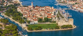 Room in Trogir with Balcony, Air condition, WIFI (4324-3)