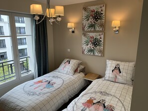 2 habitaciones, escritorio y insonorización 