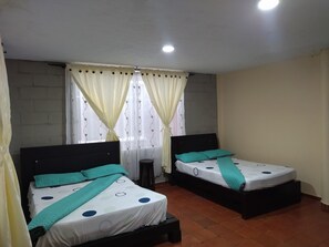 12 chambres, Wi-Fi gratuit, draps fournis