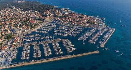 Room in PakoĆĄtane with Seaview, Balcony, Air condition, WIFI (3475-6)