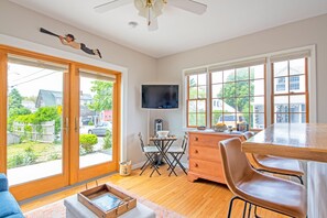 Interior - Steps to the beach Steps from it all (provincetown)