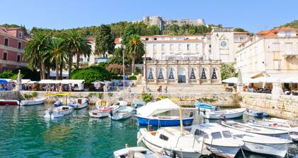 Room in Hvar town with Seaview, Balcony, Air condition, WIFI (4858-2)