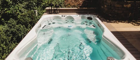 室外 SPA 浴缸