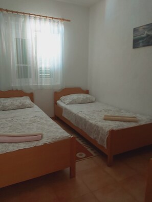 2 slaapkamers, gratis wifi, beddengoed
