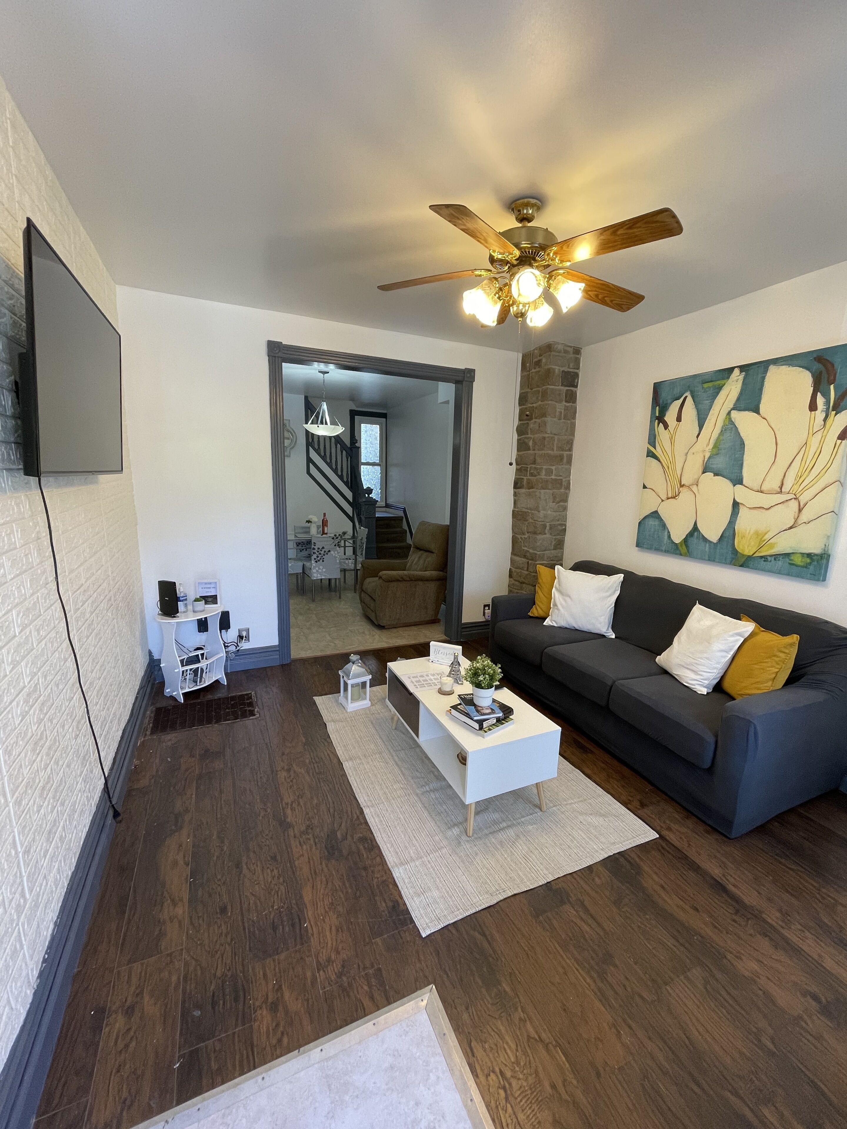 Comfortable Townhouse near downtown Allentown