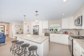 Dining tables, kitchen islands