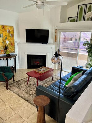 Téléviseur connecté, foyer