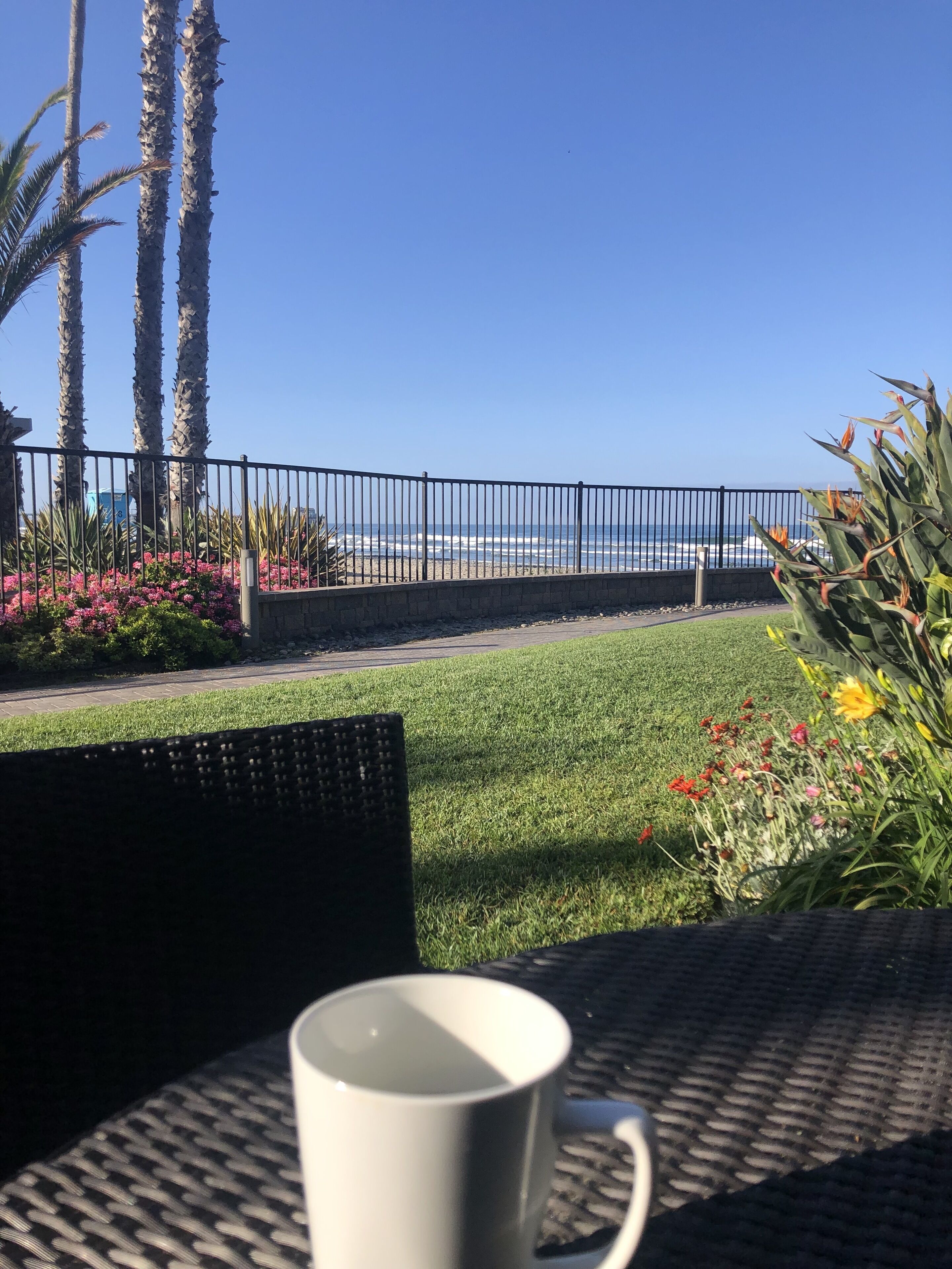 Oceanfront Condo - Just 10 Steps To the Sand - in North Coast Village Resort