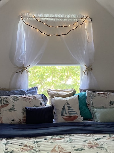 Cozy one bedroom-one bathroom /sleeps 4