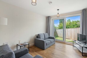 Smart TV - Hawthorn - Oxford with Parking and Garden (Oxford)