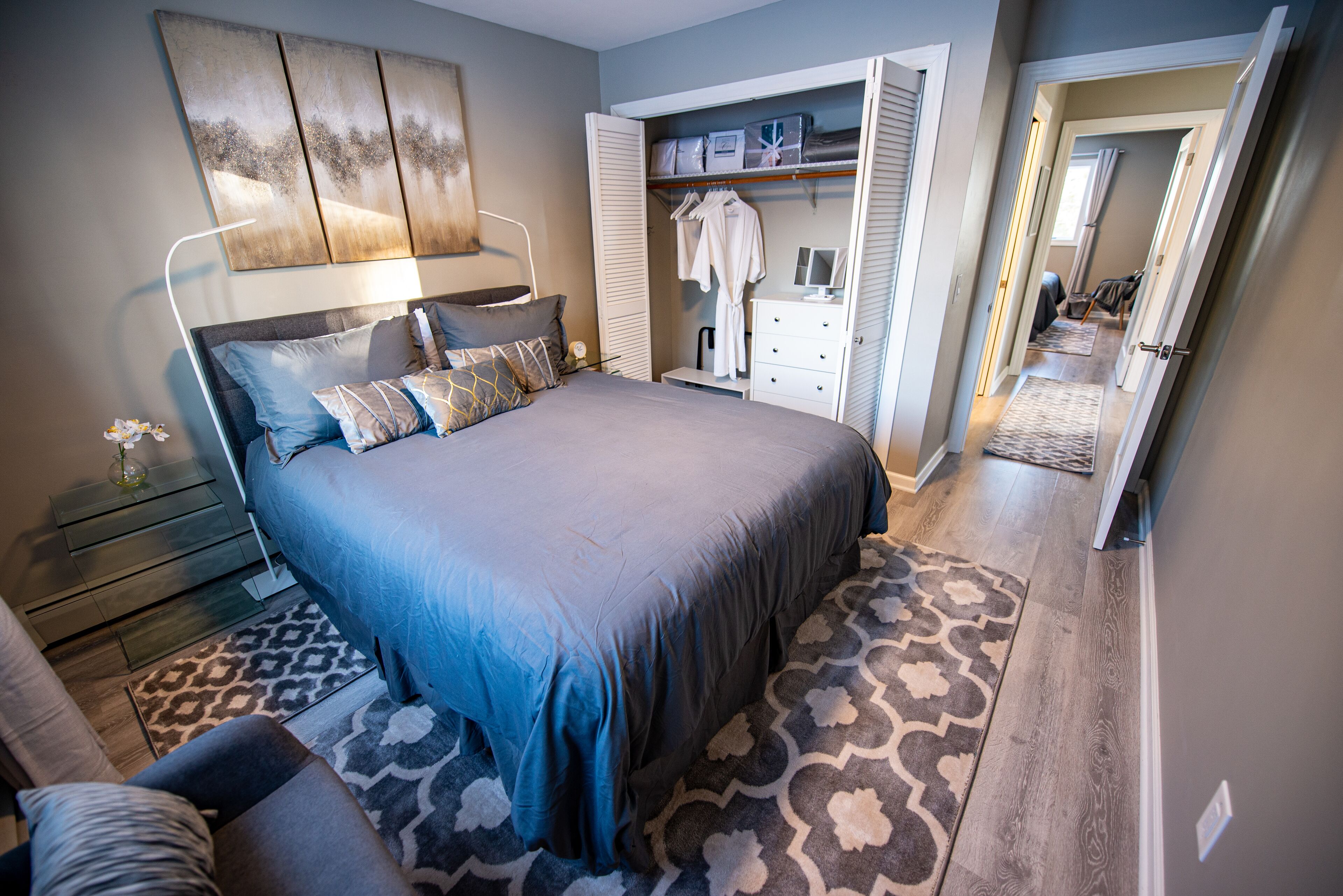 2 chambres, fer et planche à repasser, Wi-Fi gratuit, draps fournis