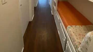 1 quarto, ferros/tábuas de passar roupa, Wi-Fi de cortesia