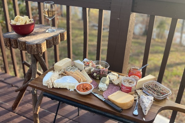 Enjoying the spacious deck overlooking Rough River Lake!