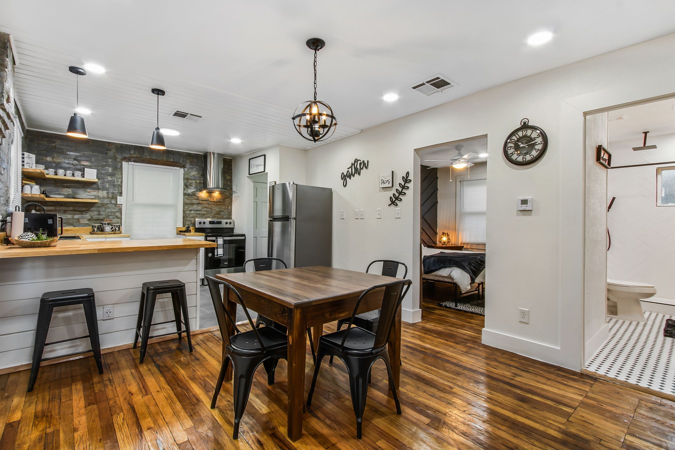 Newly renovated bungalow near downtown El Paso