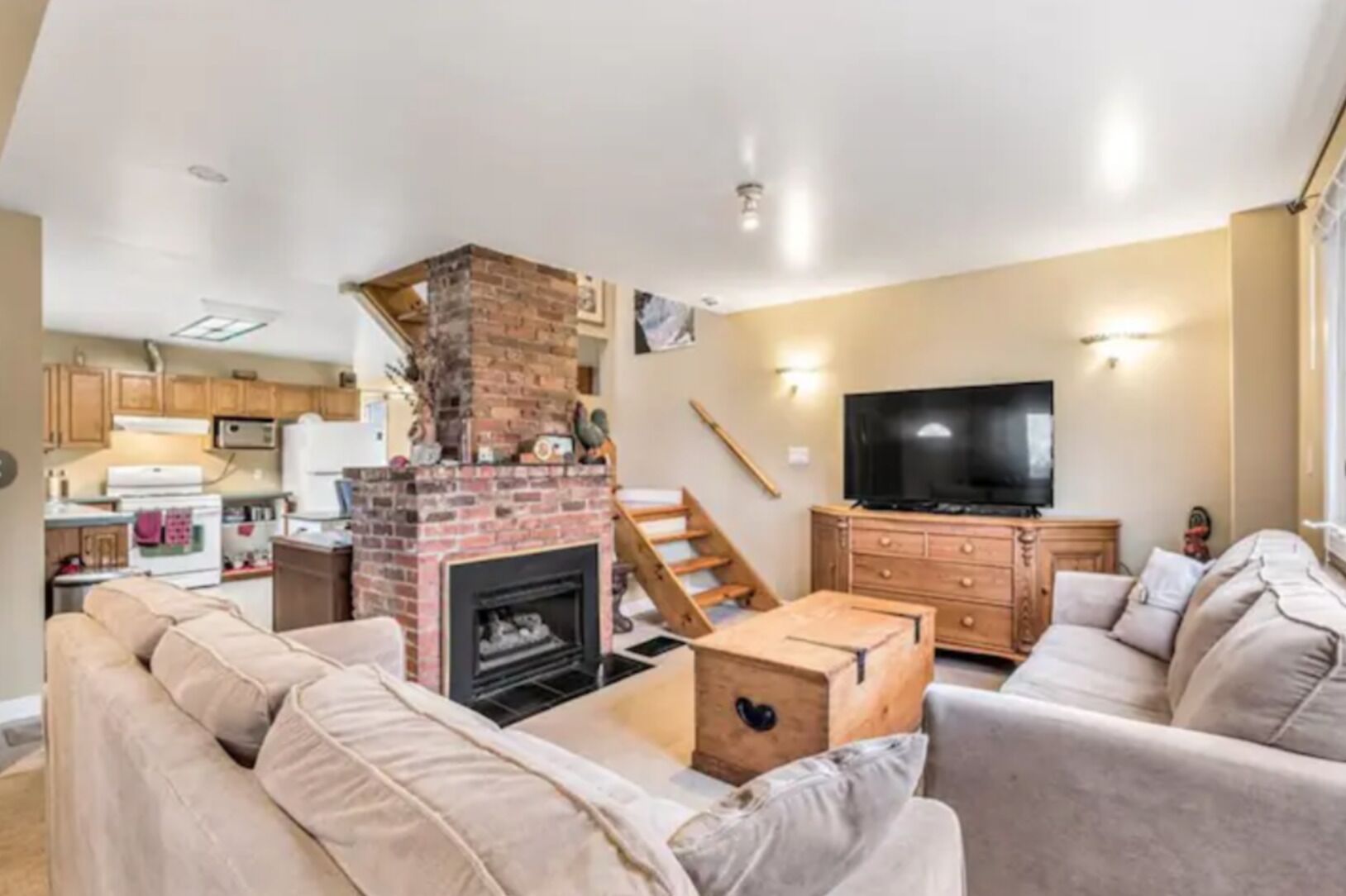 Charming cottage atop the escarpment with gorgeous views - 5 minutes to downtown