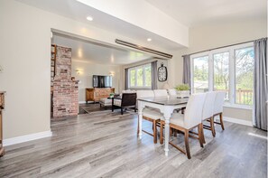 TV connectée, cheminée