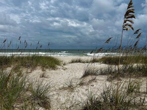 Am Strand, Liegestühle, Strandtücher
