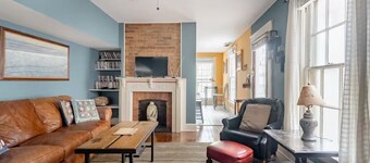 Artist's Guest Quarters in Grant Park
