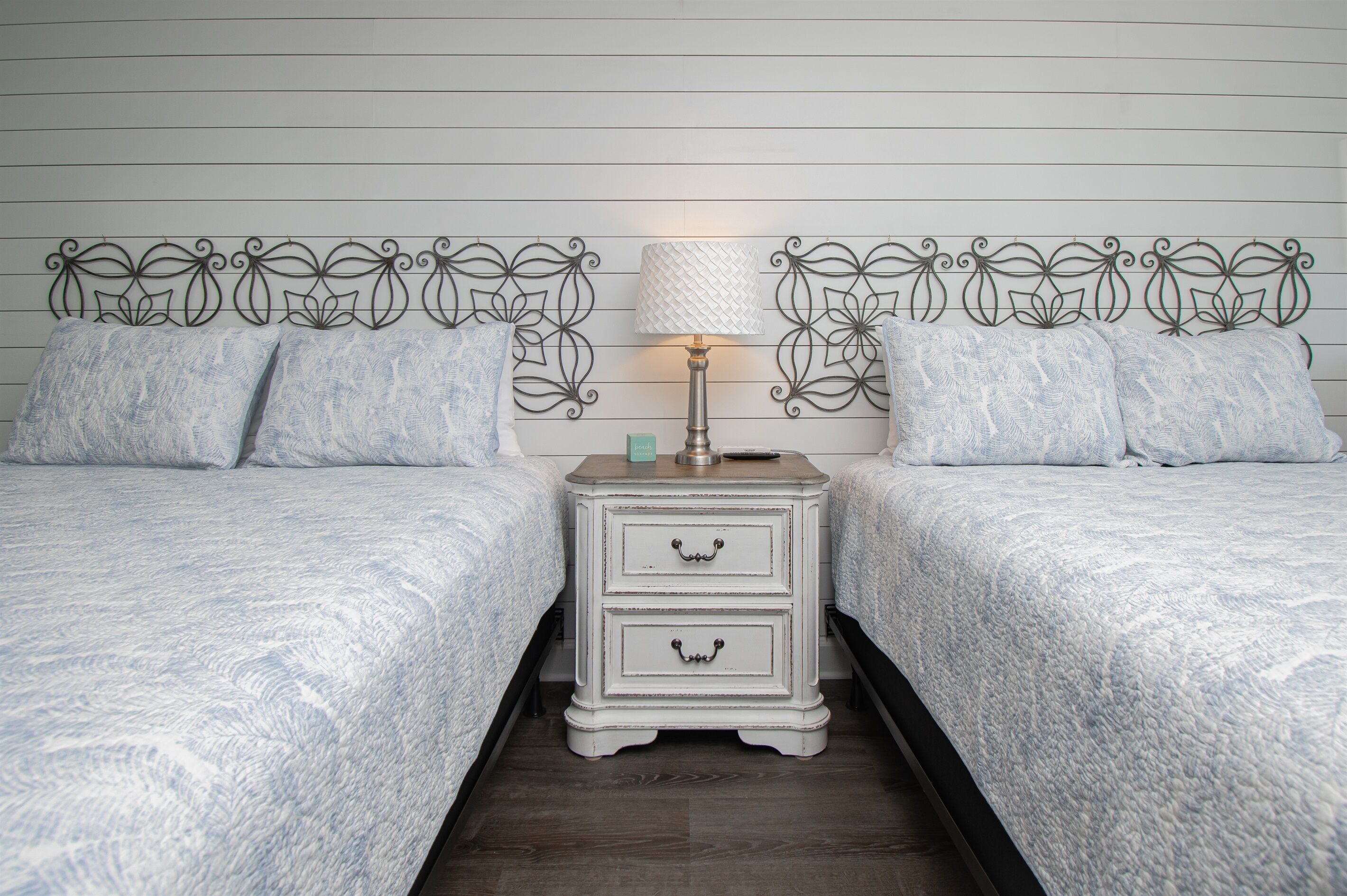 Beachfront, Snowbirds Welcome, Indoor/Outdoor Pool