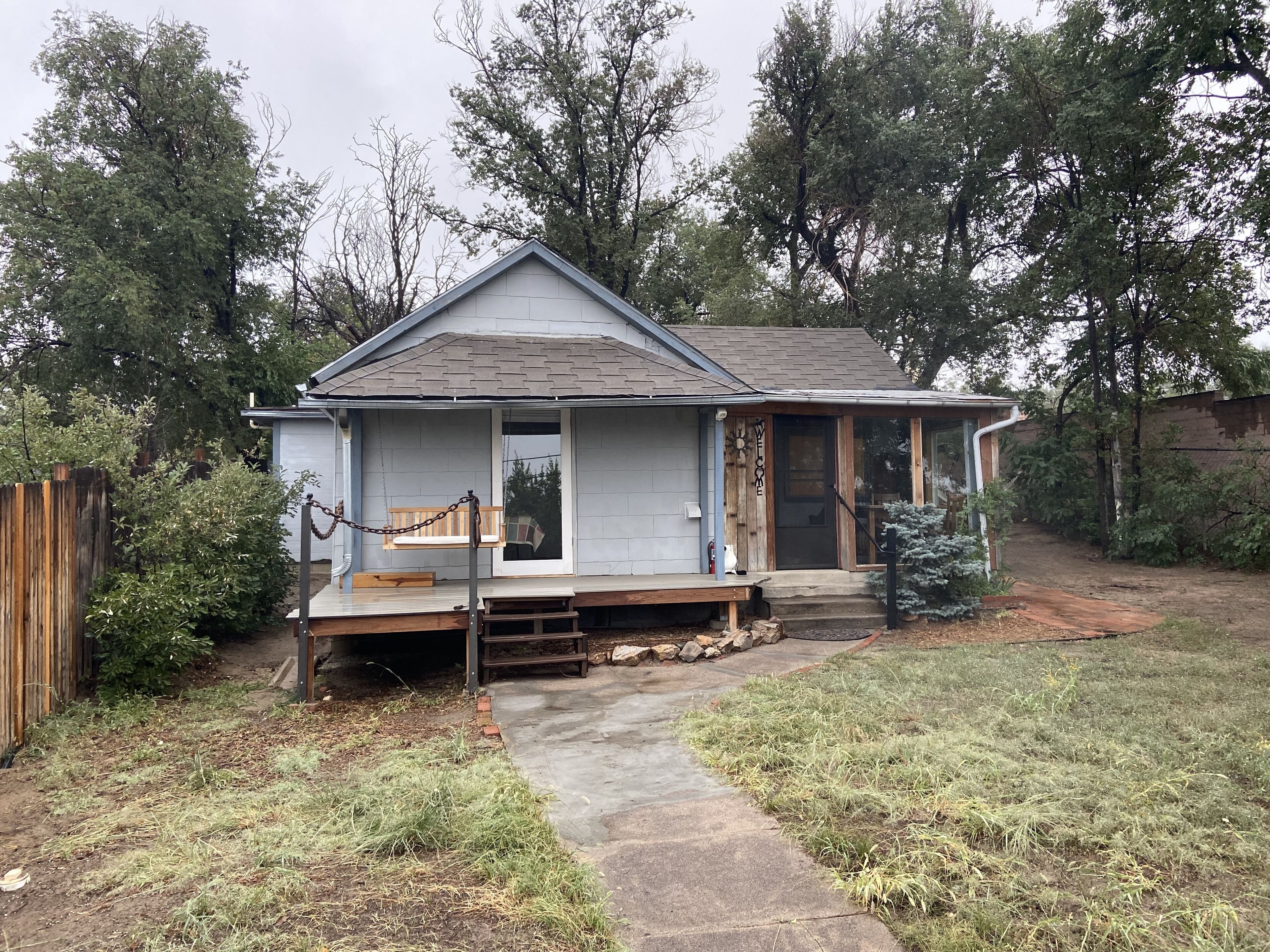 Entire house with big views & privacy