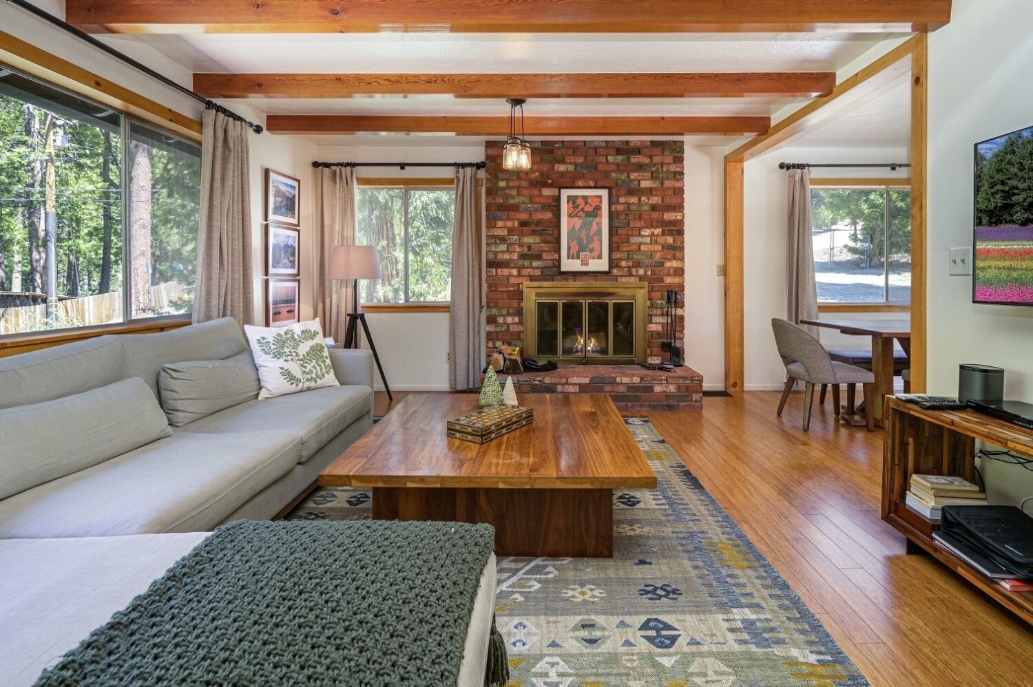 Private Mountain Retreat with Scenic Views