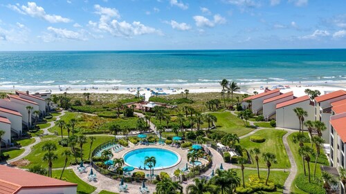 WOW Factor Exceptional Siesta Key Condo in a slice of Paradise on #1 Beach in US