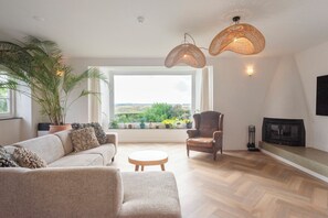 Tv, pejs, stereoanlæg