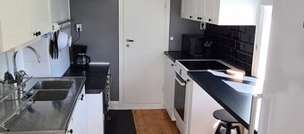 Hel Stuga för 4 i Härlig Bymiljö