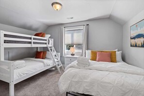 2 bedrooms, desk, iron/ironing board, travel cot