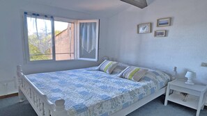 2 bedrooms, free WiFi - House T3 for 4 people - Swimming pool - Air conditionning - WiFi - Terrace - Sainte Maxime -... (STE MAXIME)